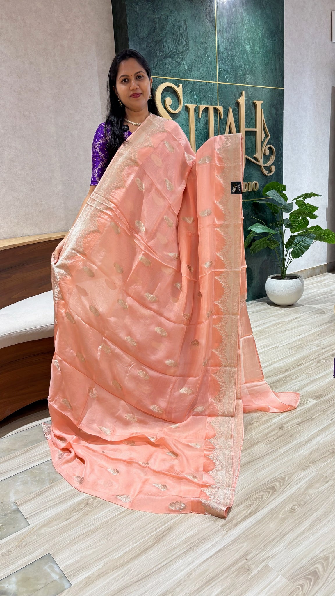 Crepe organza peach