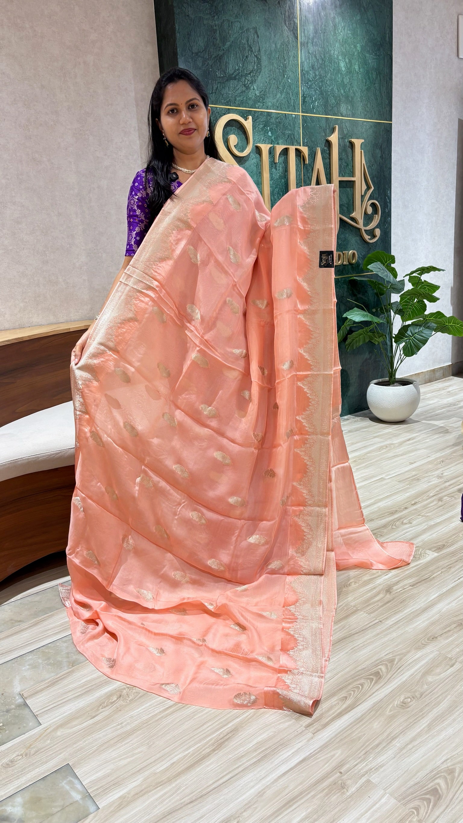 Crepe organza peach