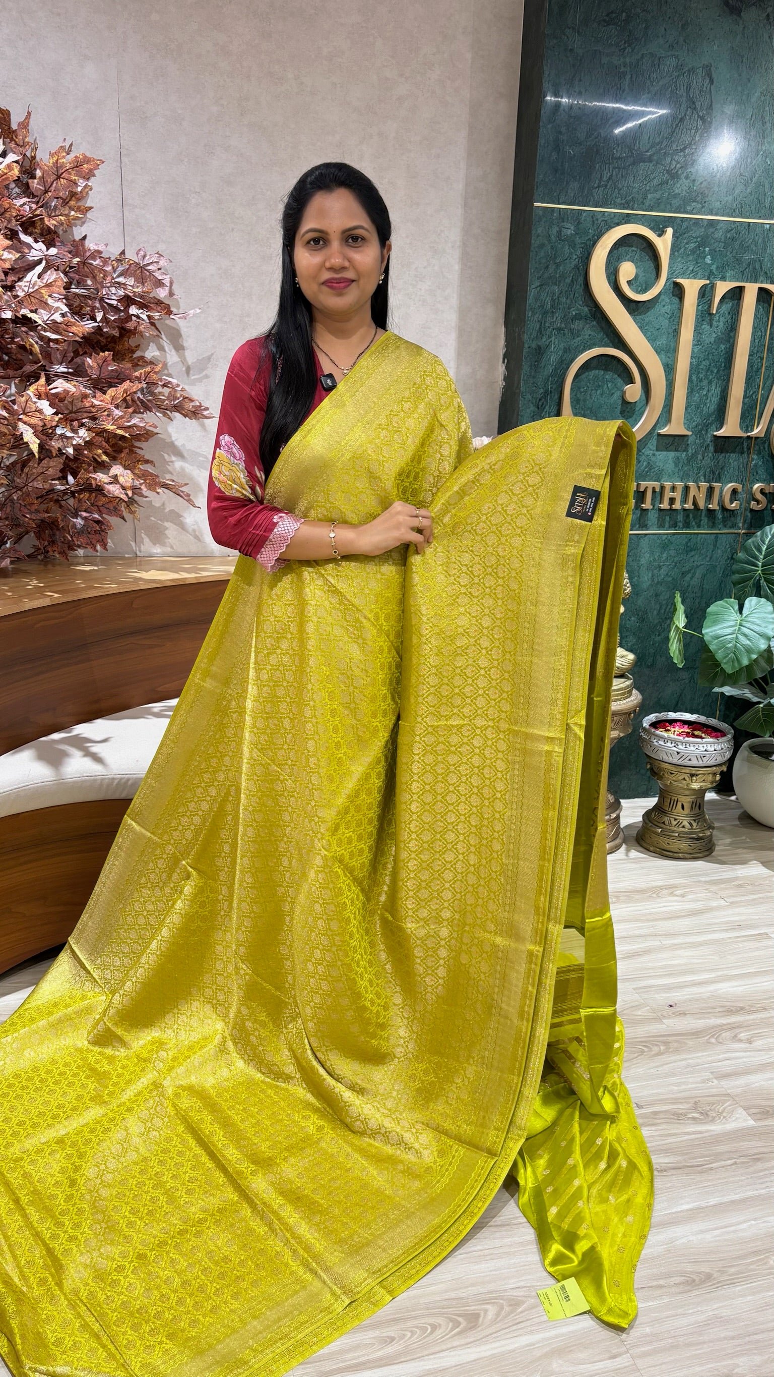 Banaras crepe brocade