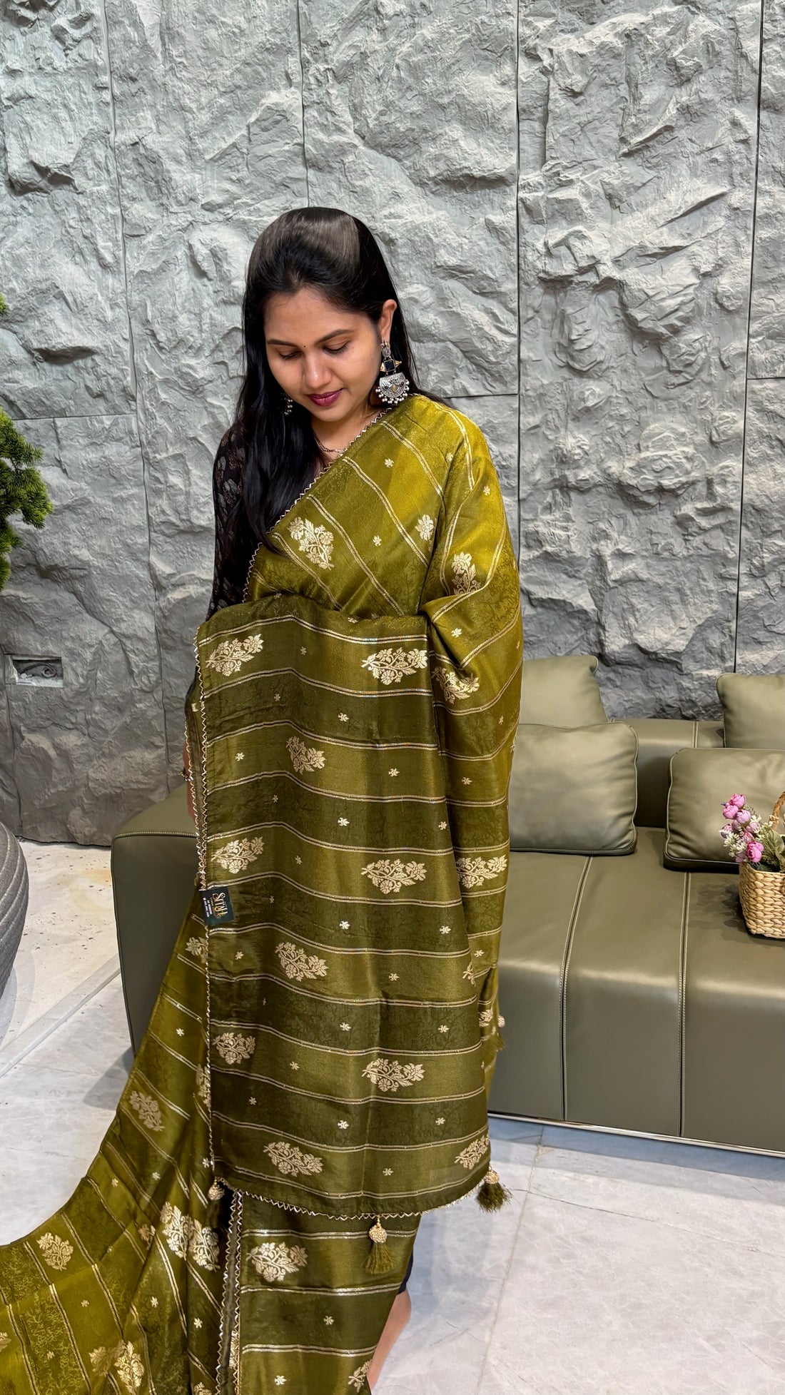 Fancy banaras mehndi green
