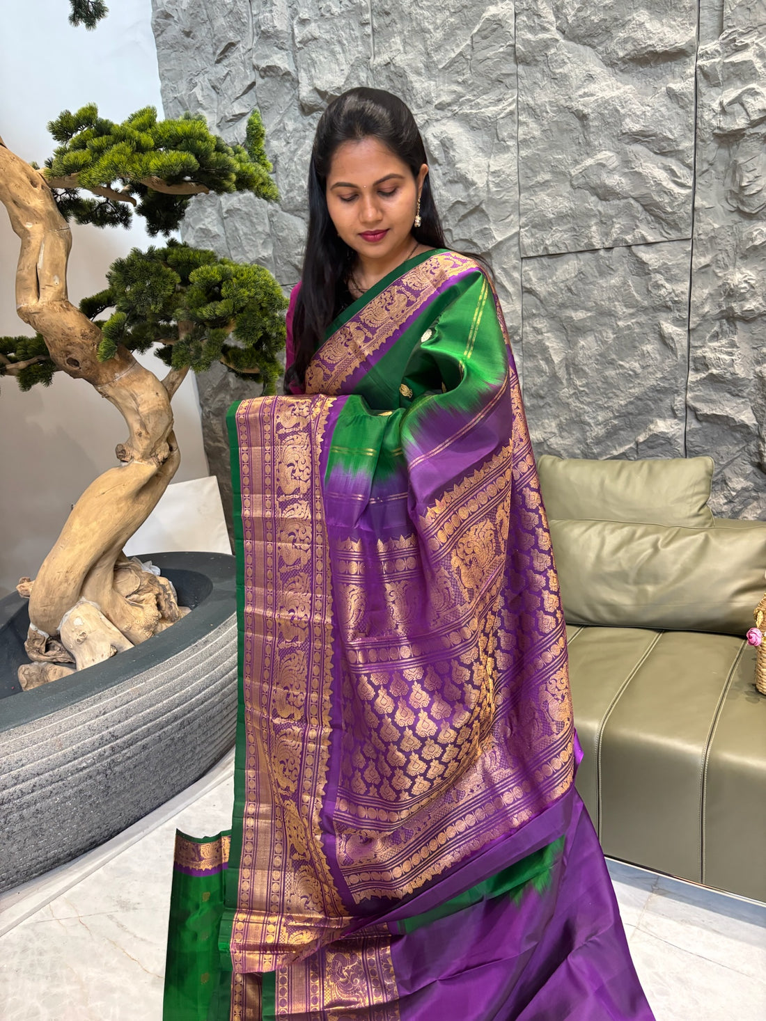 Handloom Gadwal  pattu green