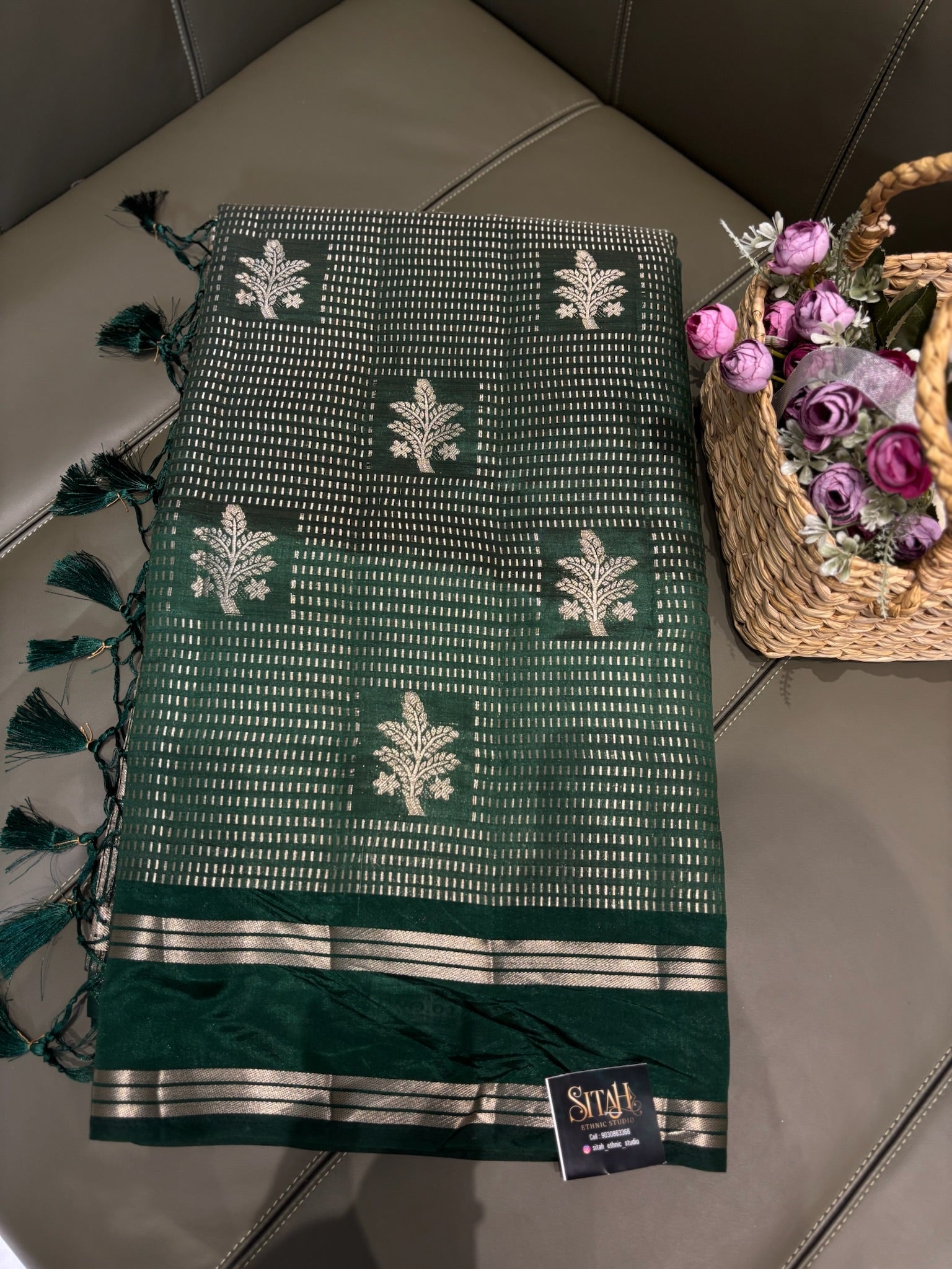 Fancy mango pattu green