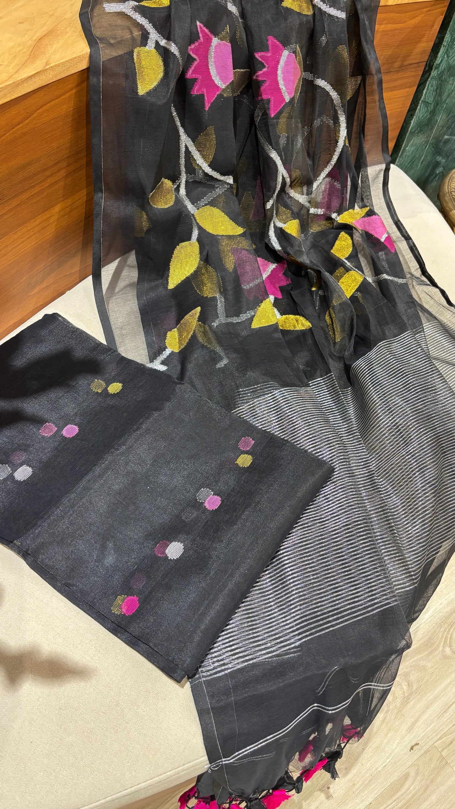 Muslin jhamdani