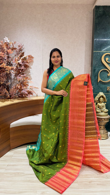 Handloom gadwal pattu