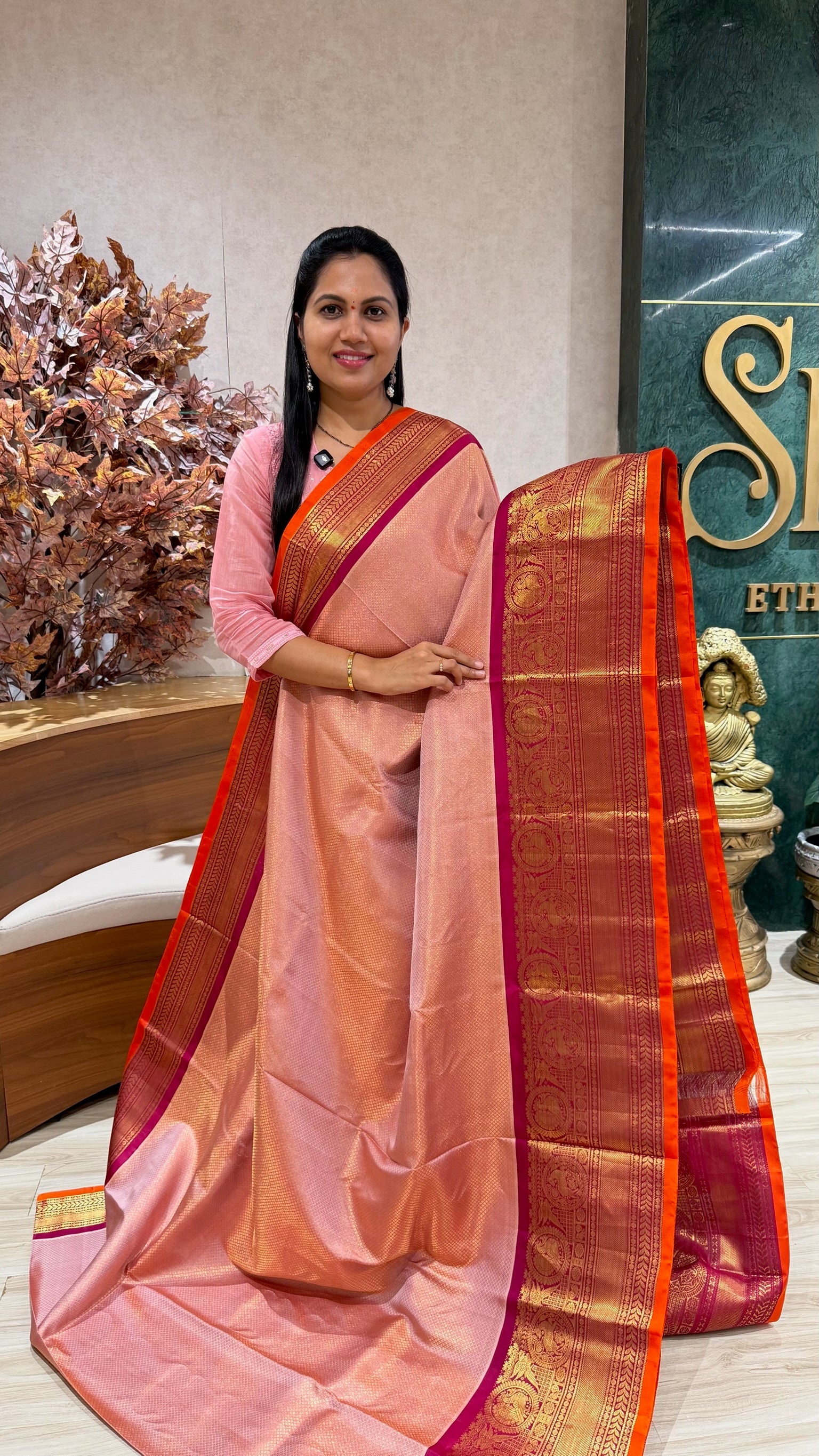 Brocade gadwal pattu