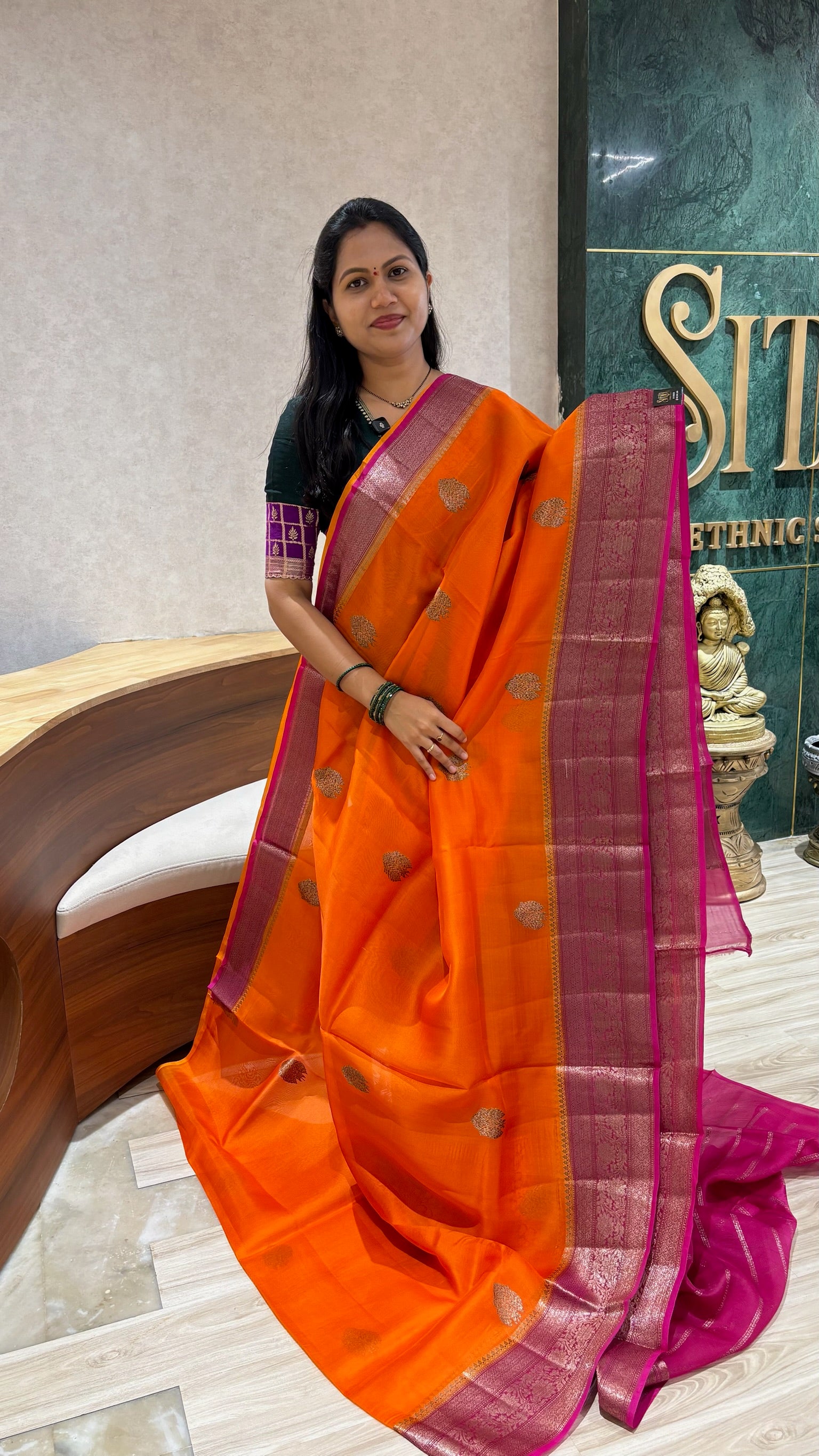 Handloom kora pattu