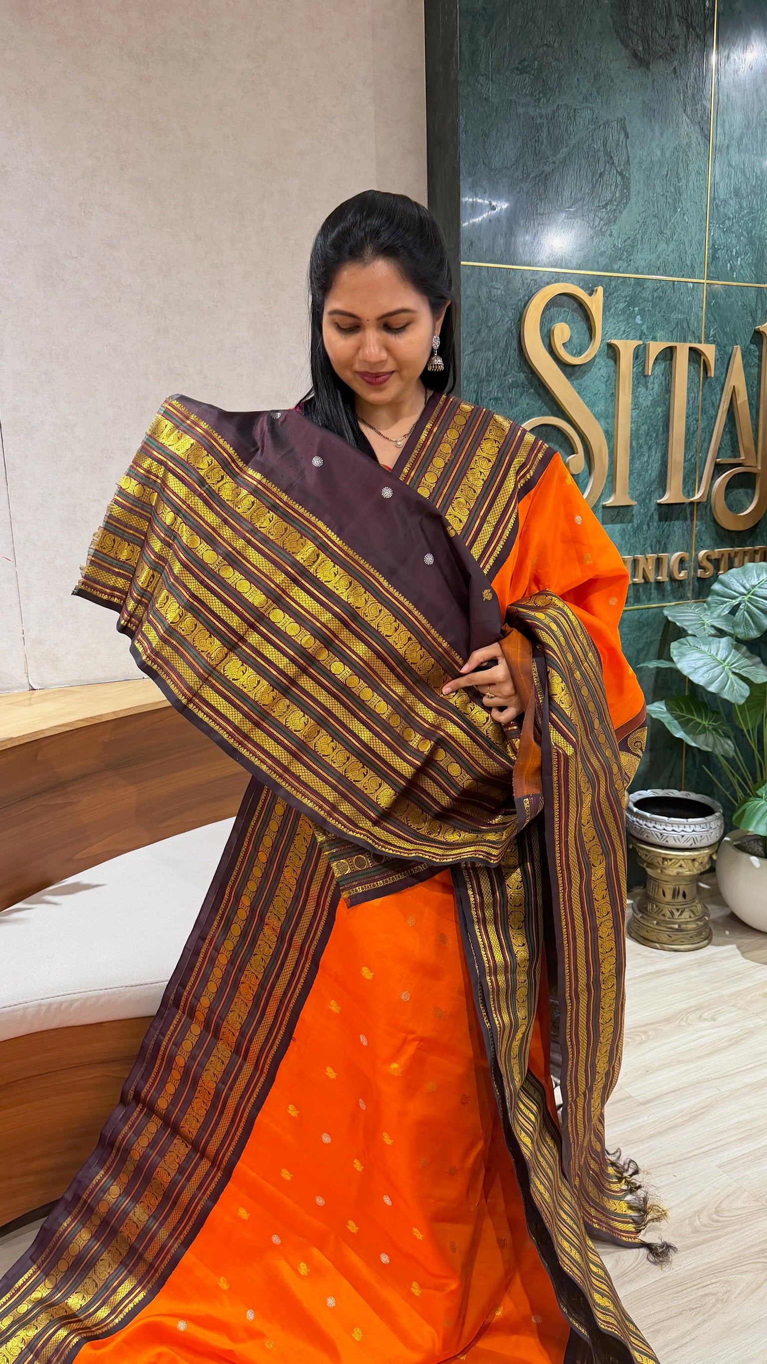 Handloom Gadwal pattu