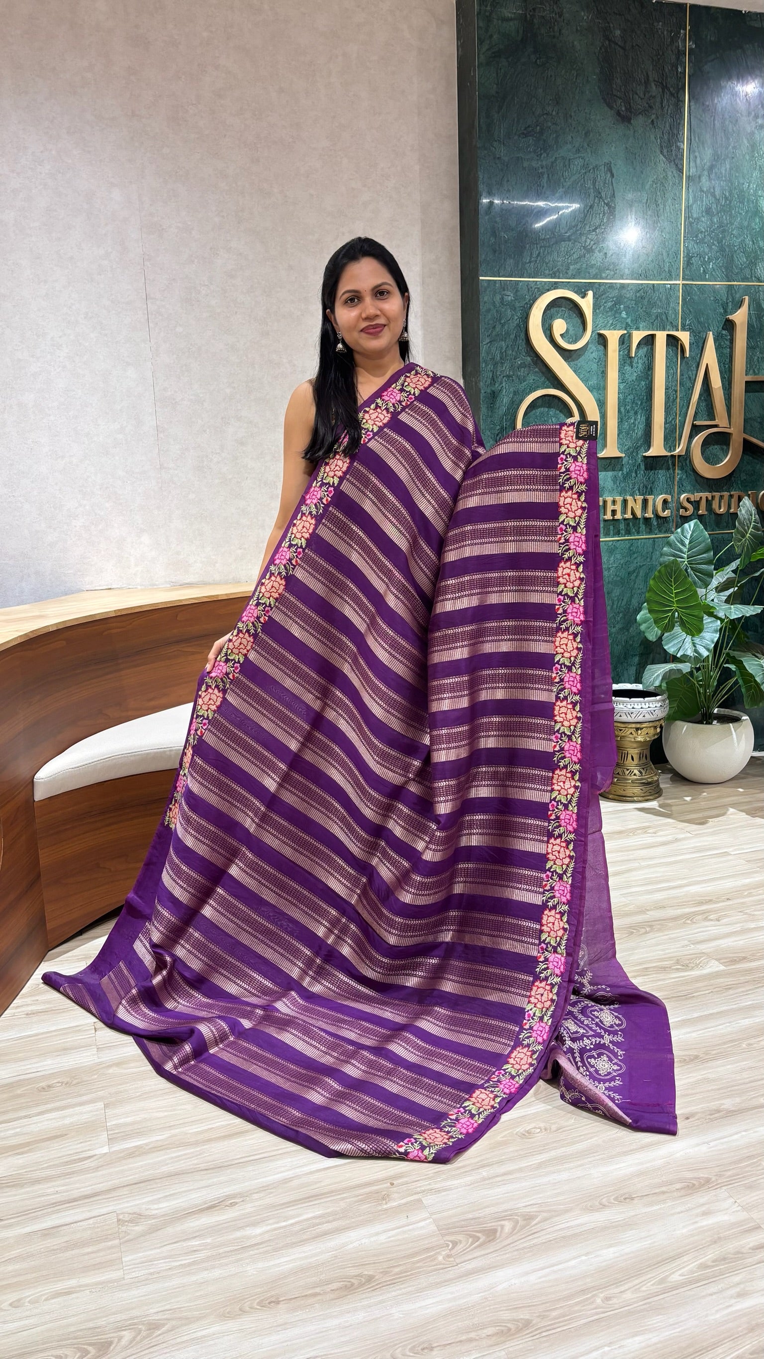 Border work saree