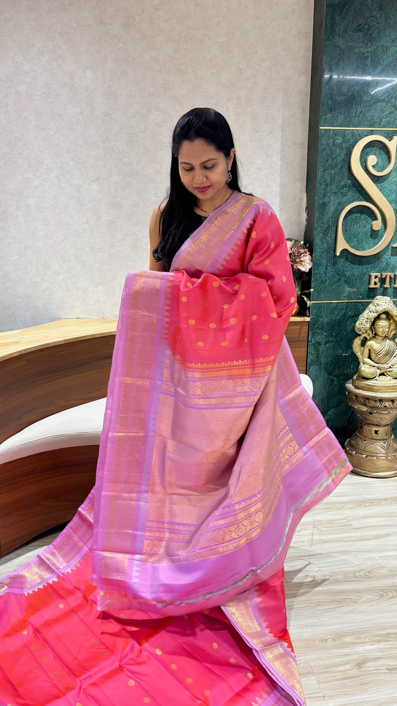 Handloom gadwal pattu pinkish peach