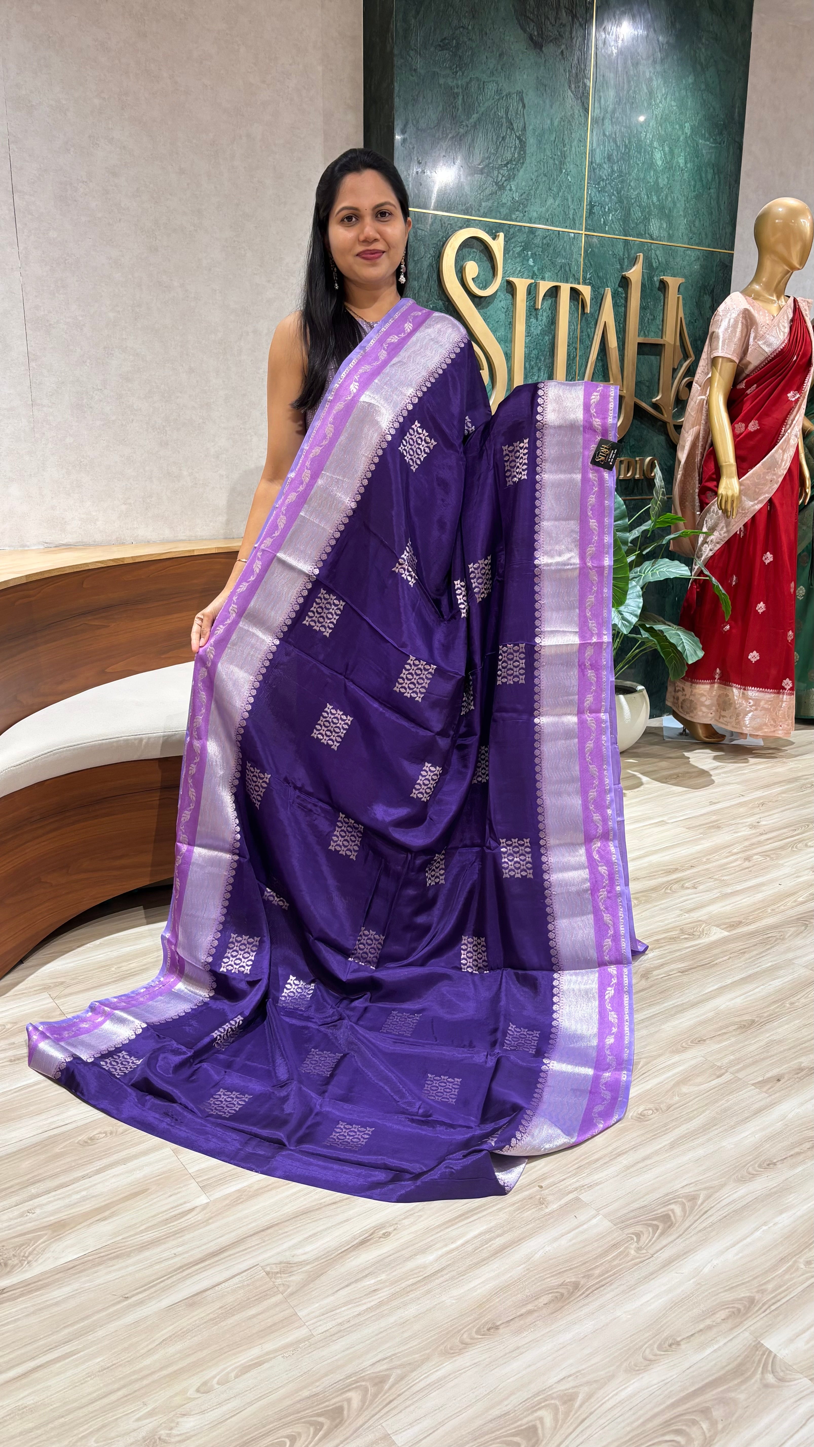 Banaras Dola silk