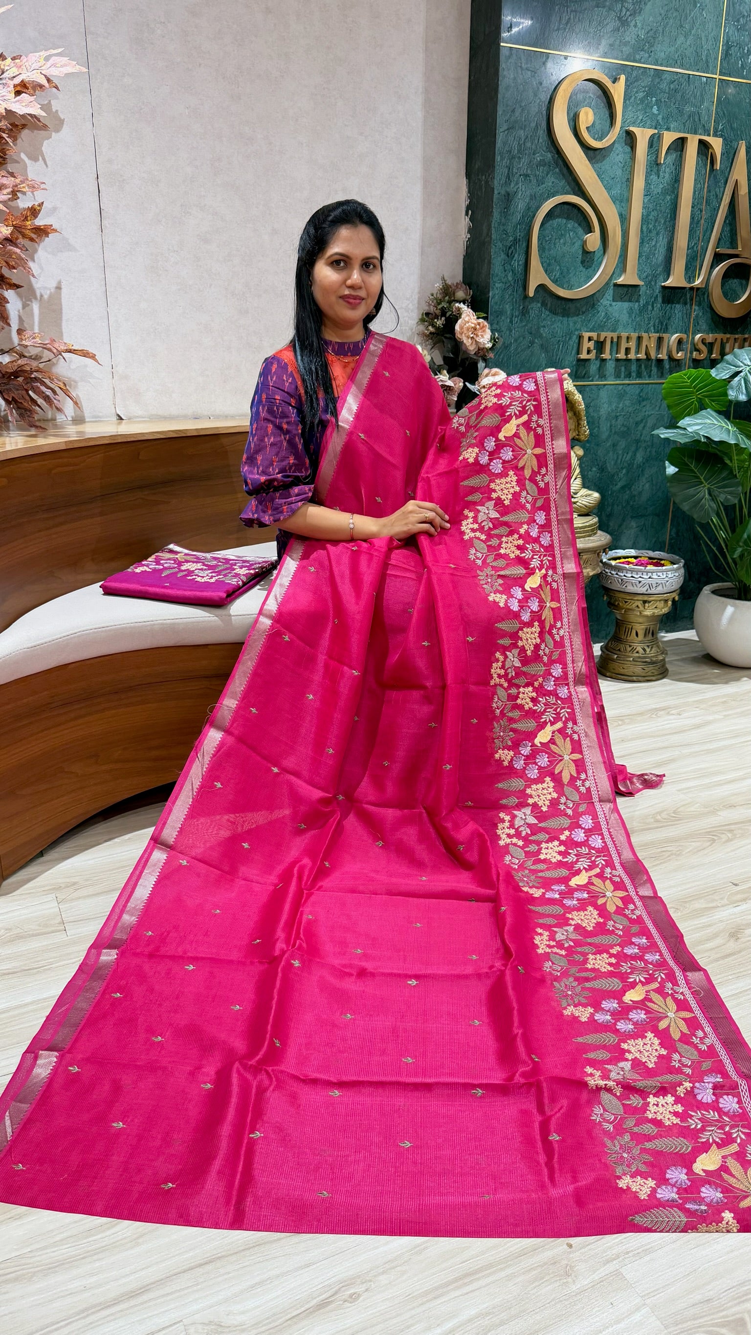 Handloom Mangalgiri embroidery