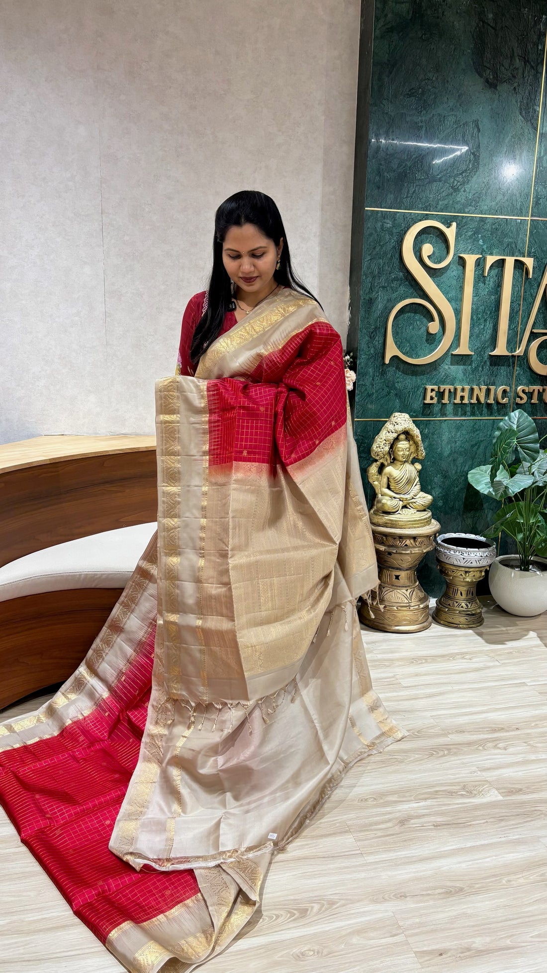 Light weight kanchi pattu