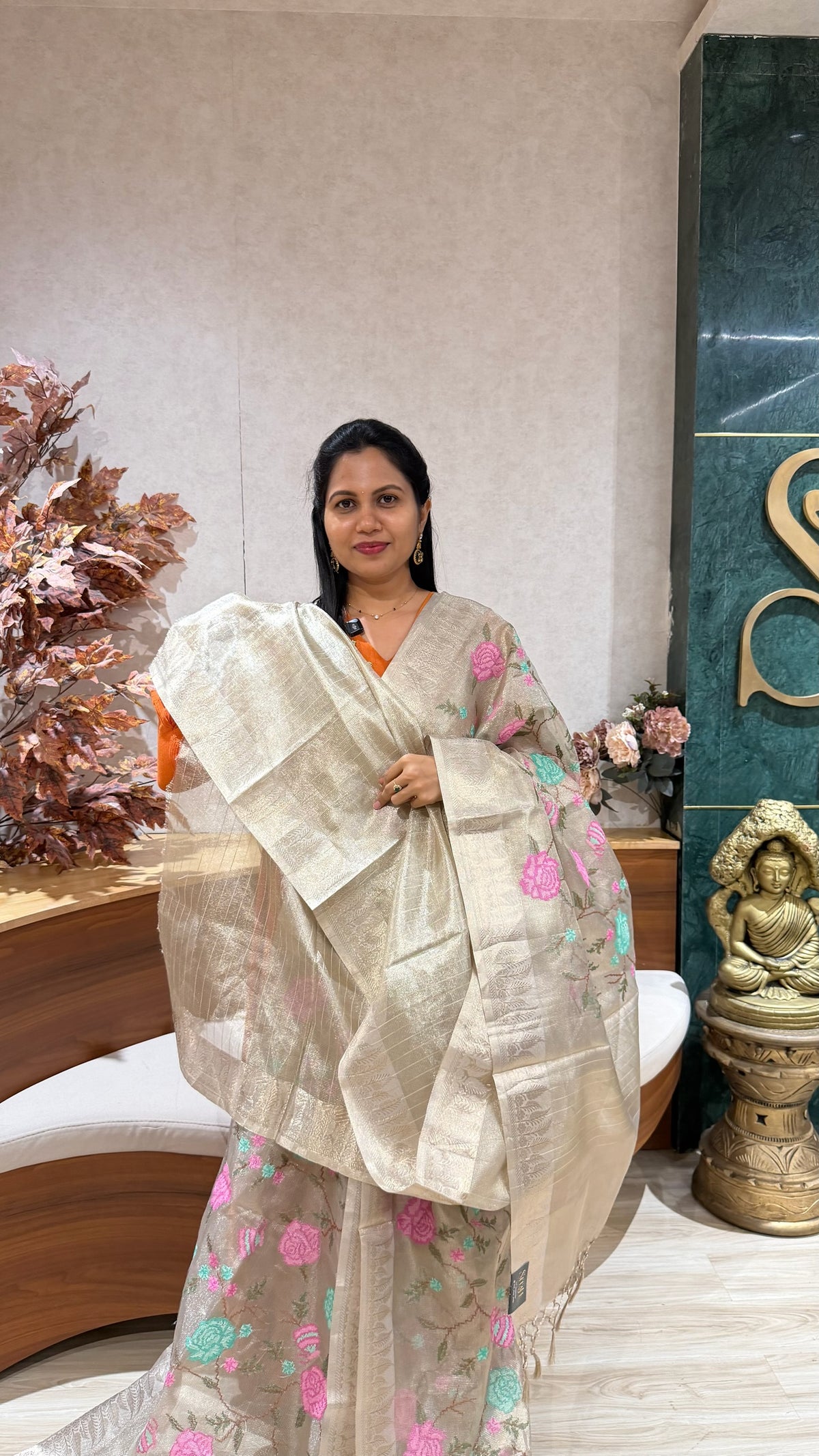 Tissue kota embroidery