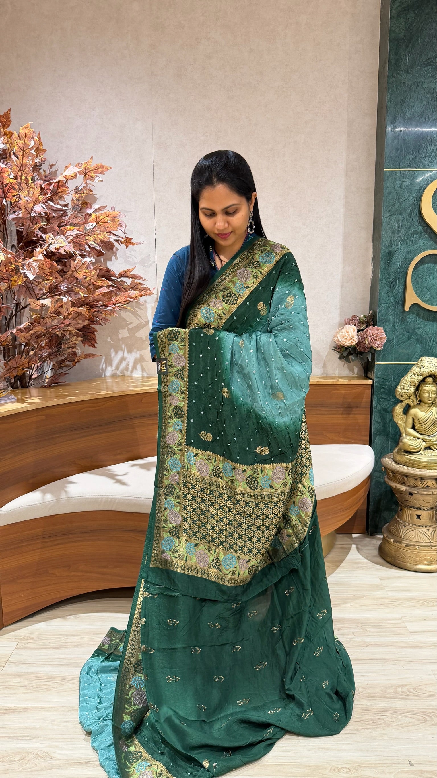 Crepe bandhini