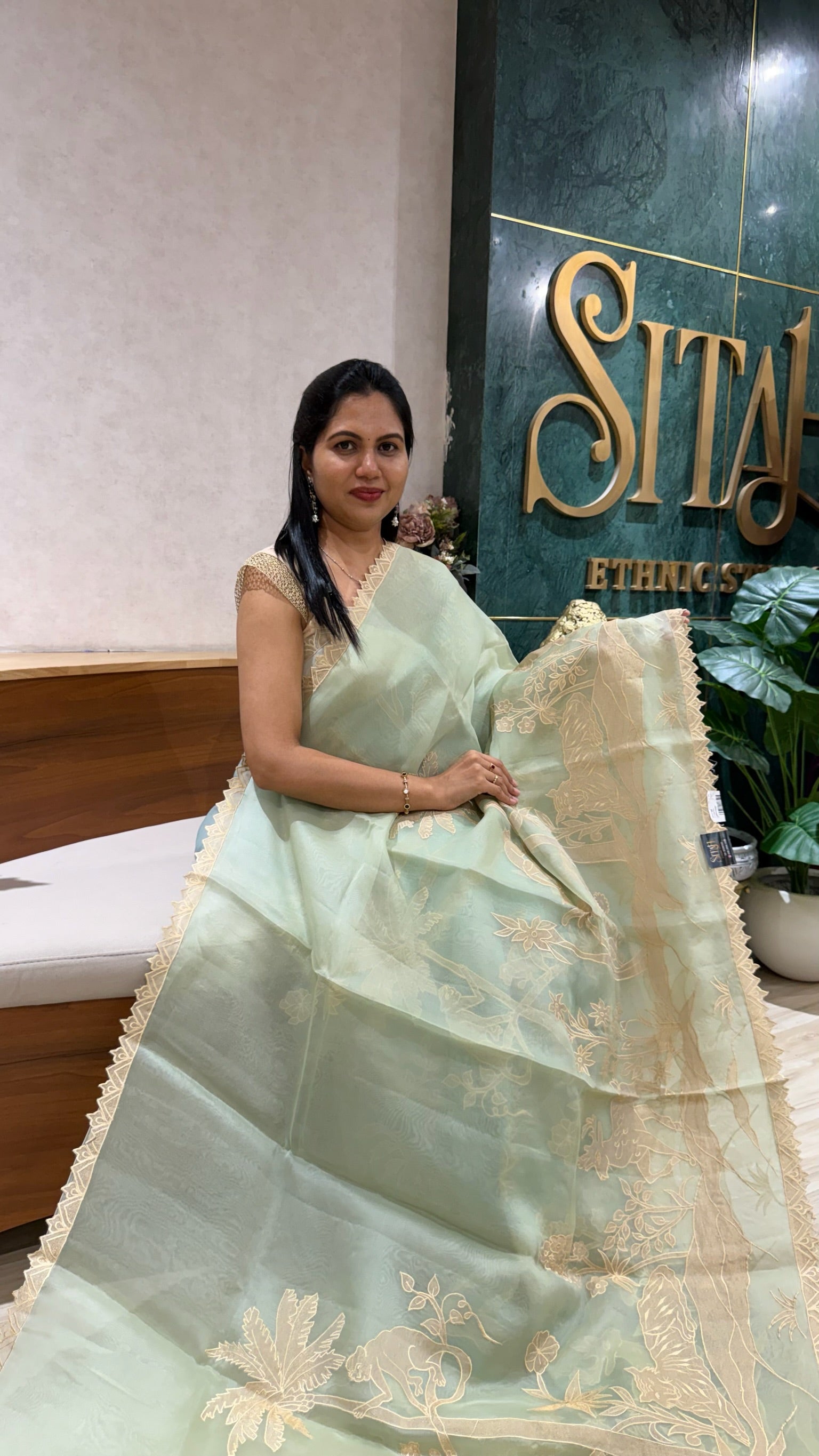 Pure sarin organza