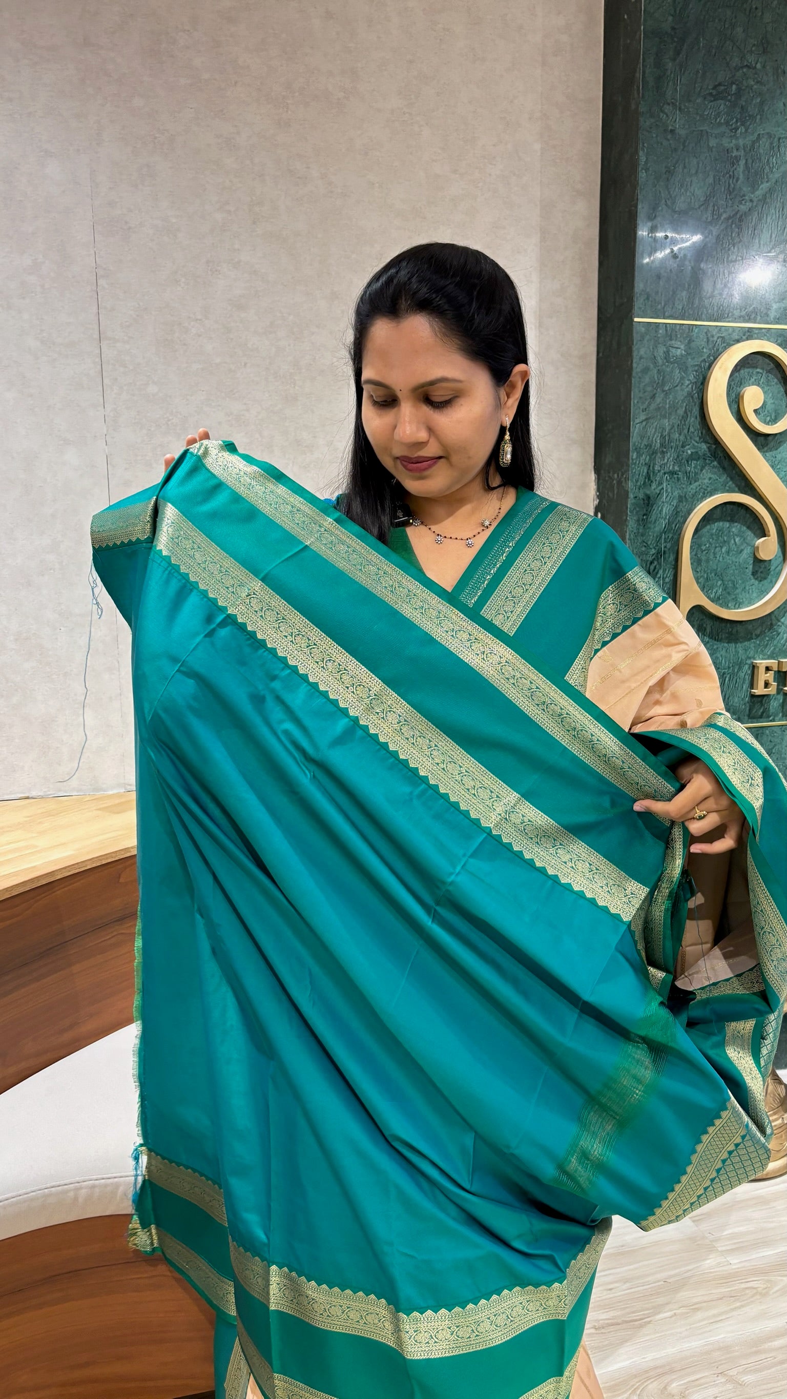 Semi kanchi