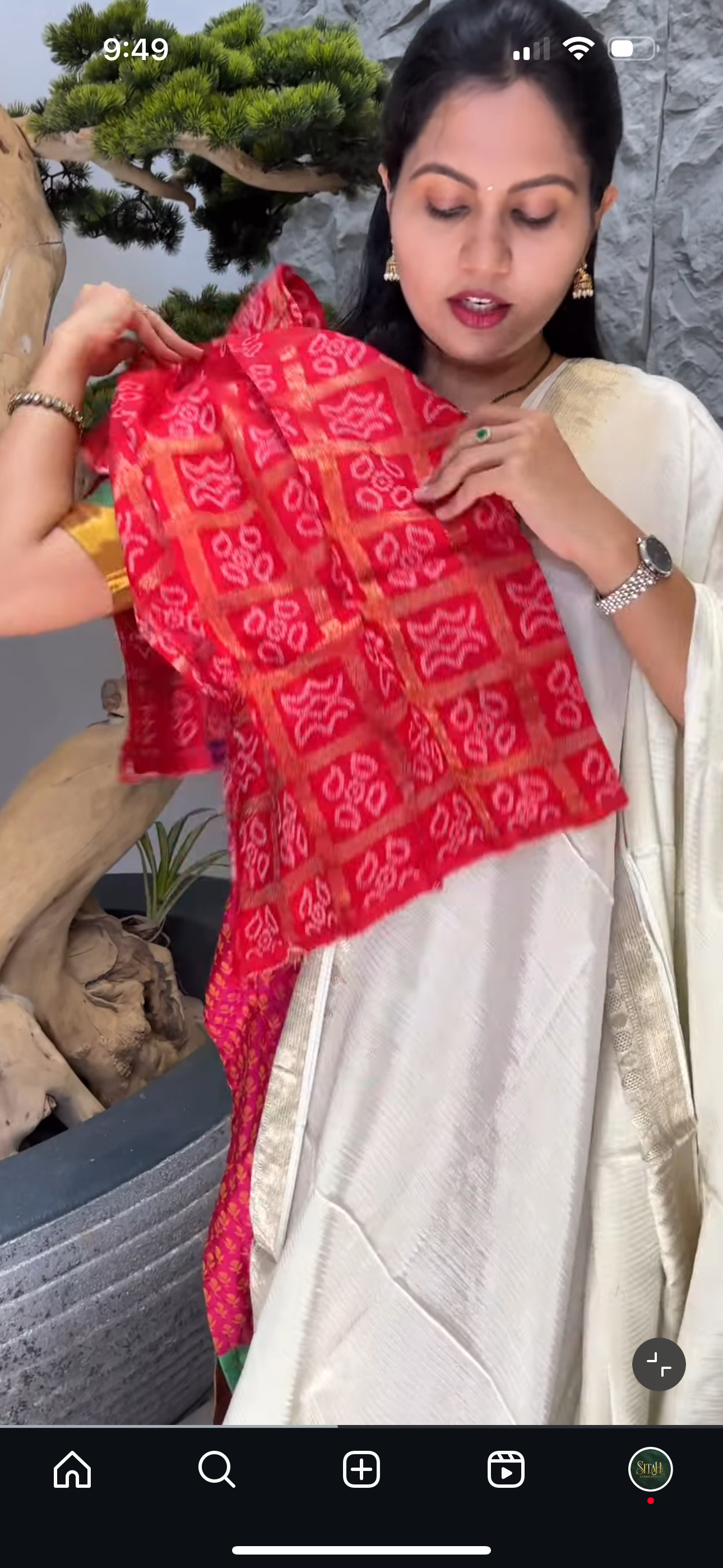 White georgette red bandhini