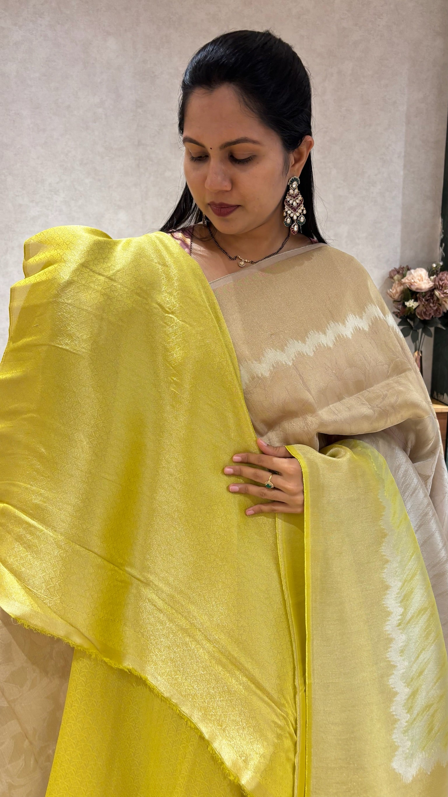 Tissue georgette flower design
