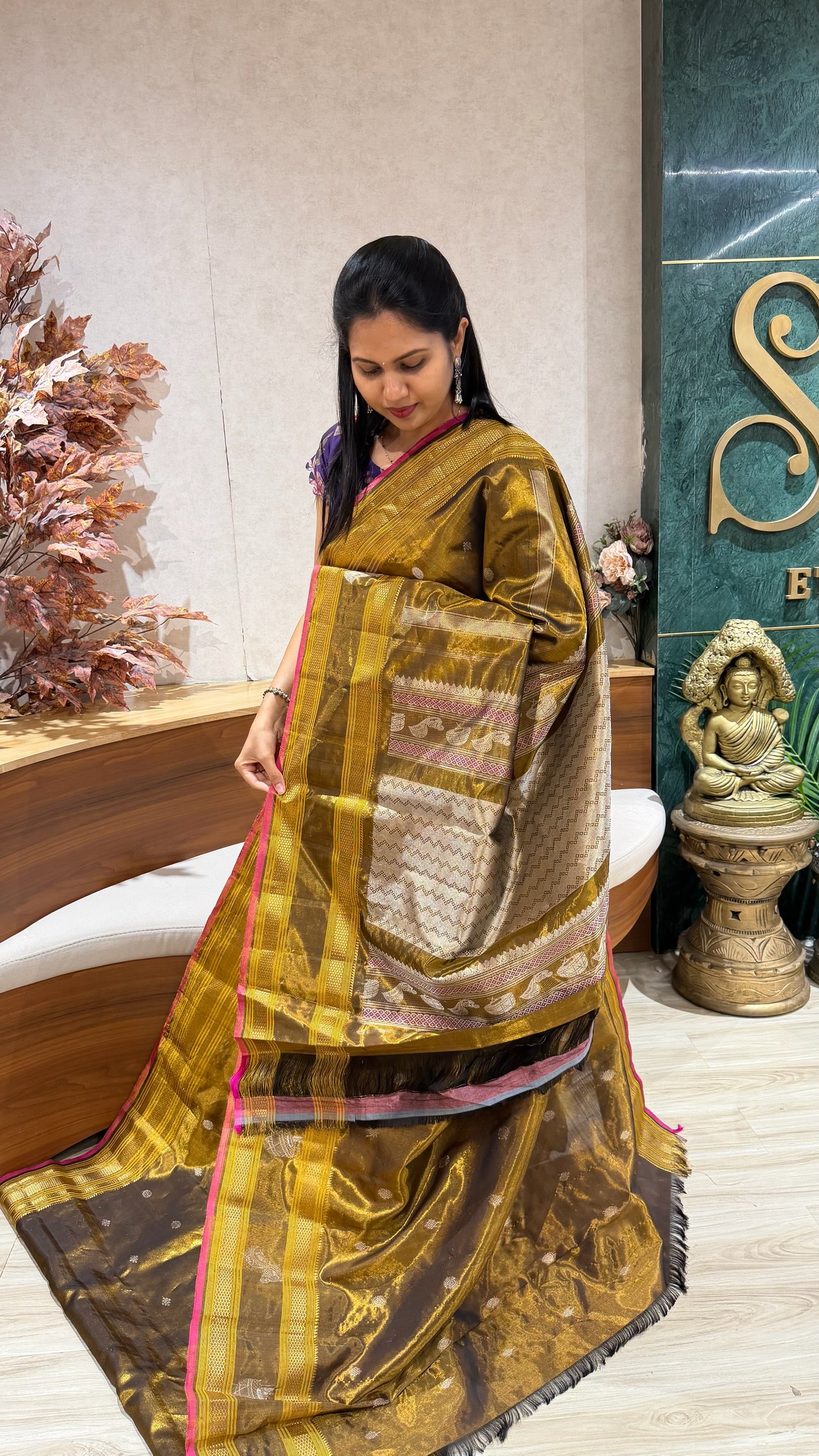 Handloom tissue Gadwal