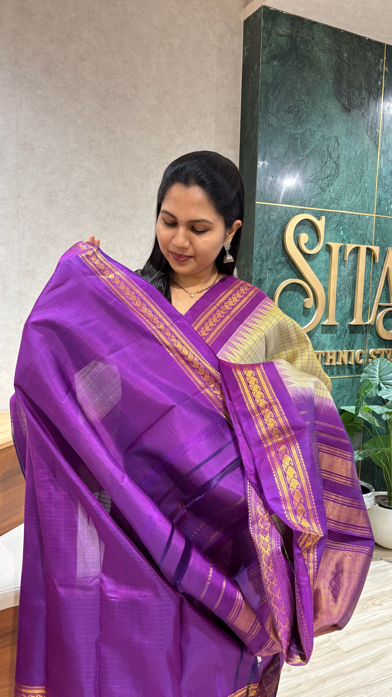 Handloom Gadwal pattu
