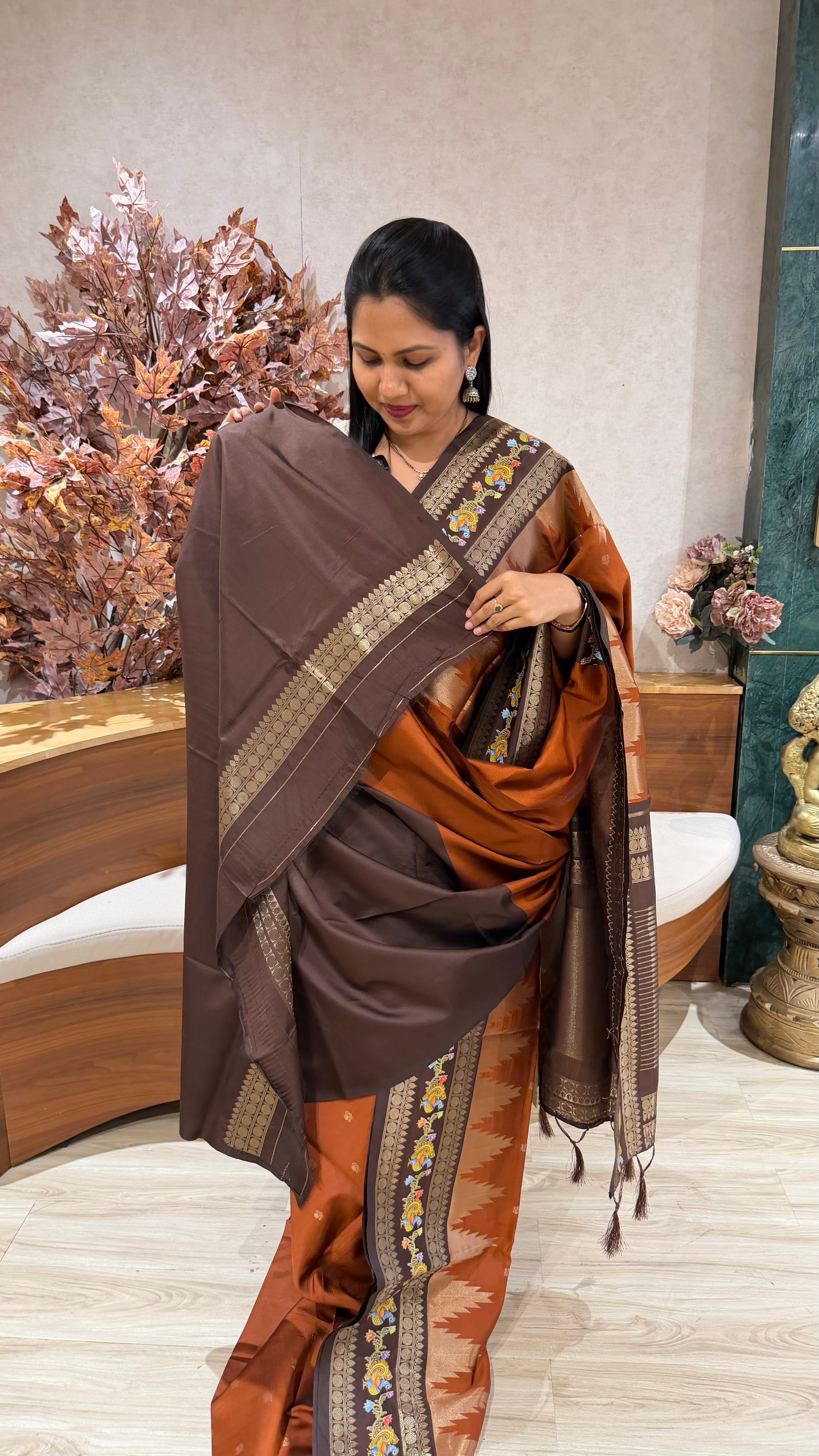 Fancy silk Tanjore print