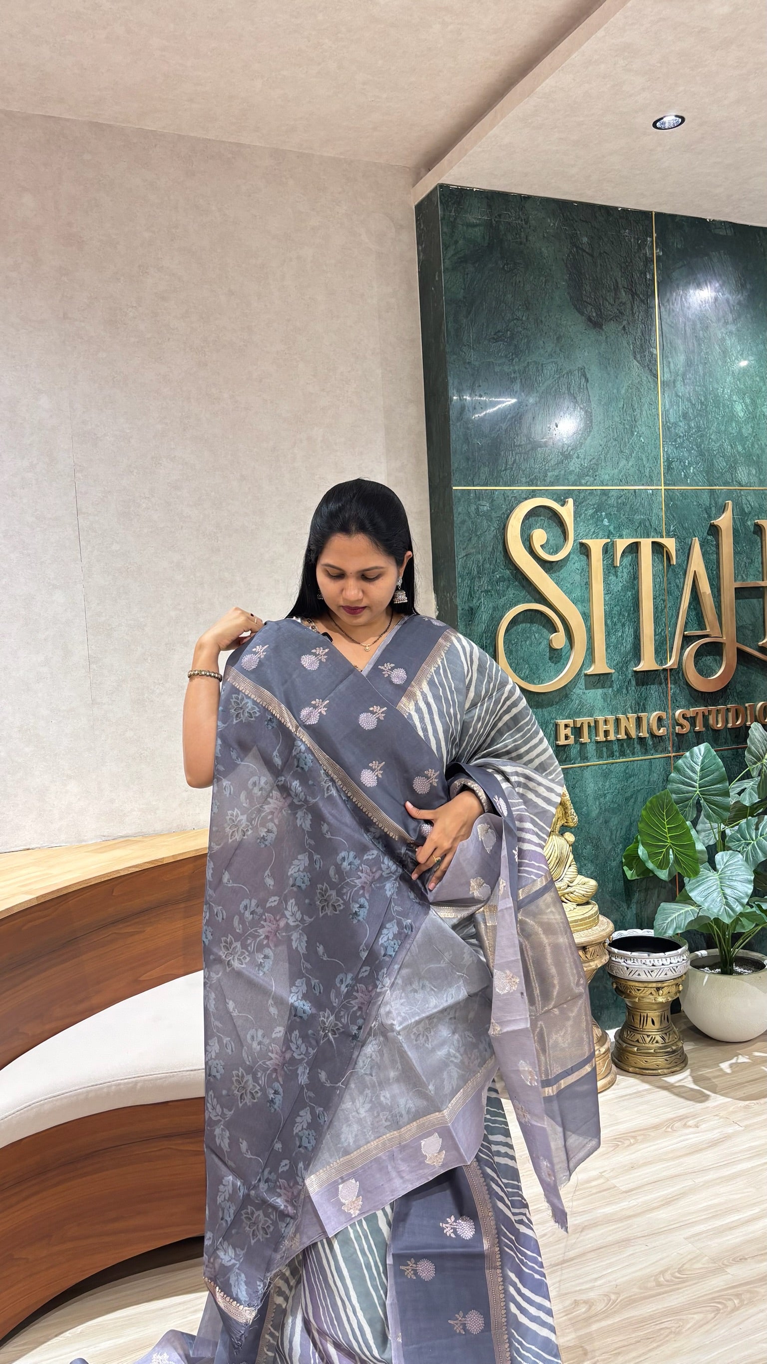 Tussar saree grey