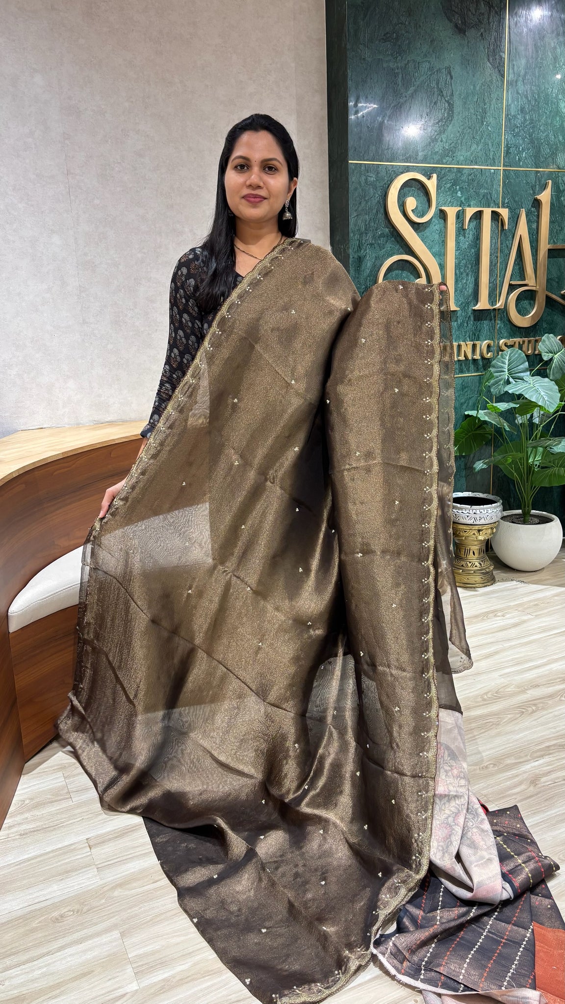 Pure tissue designer blouse