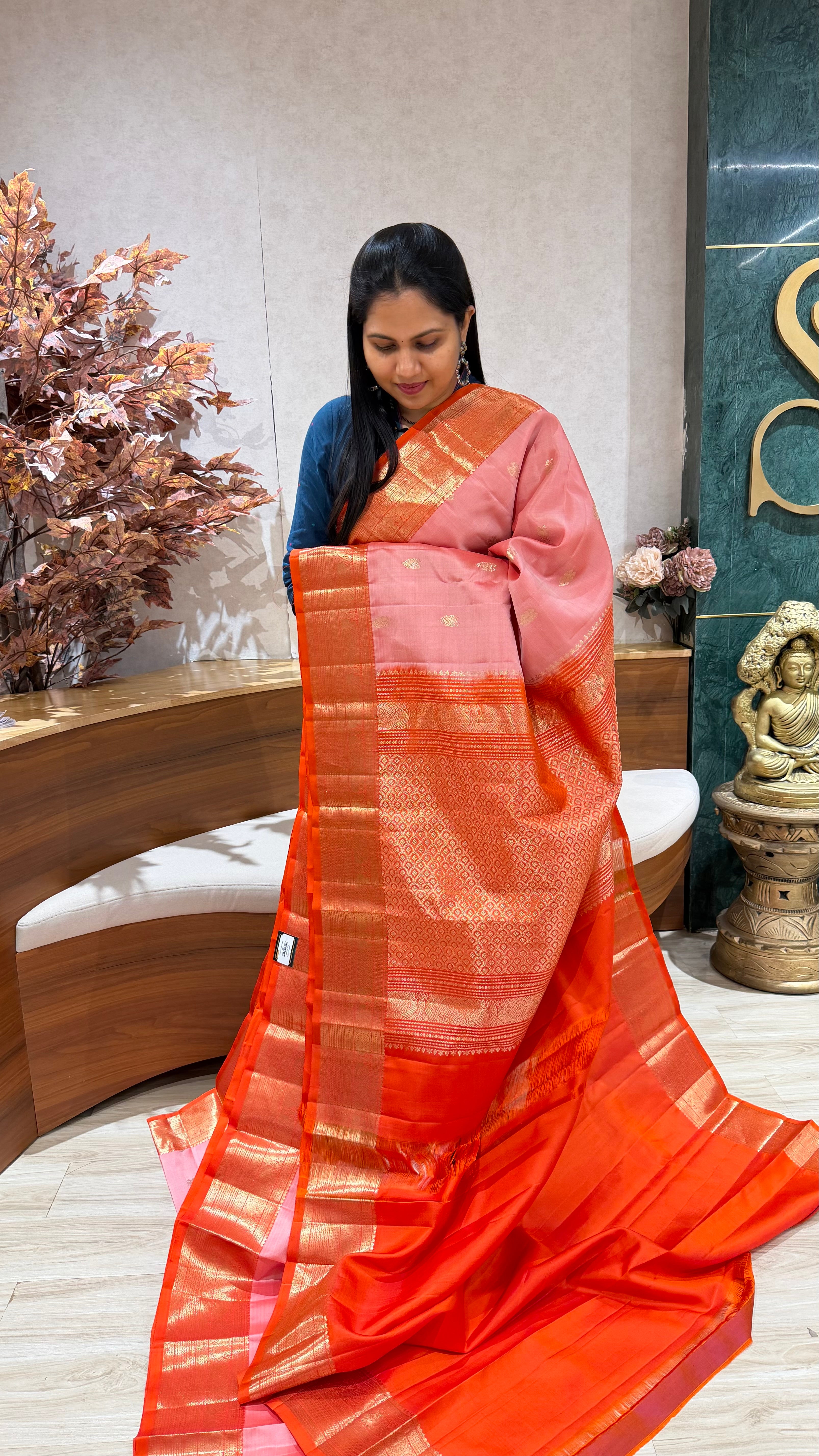 Lightweight kanchi pattu
