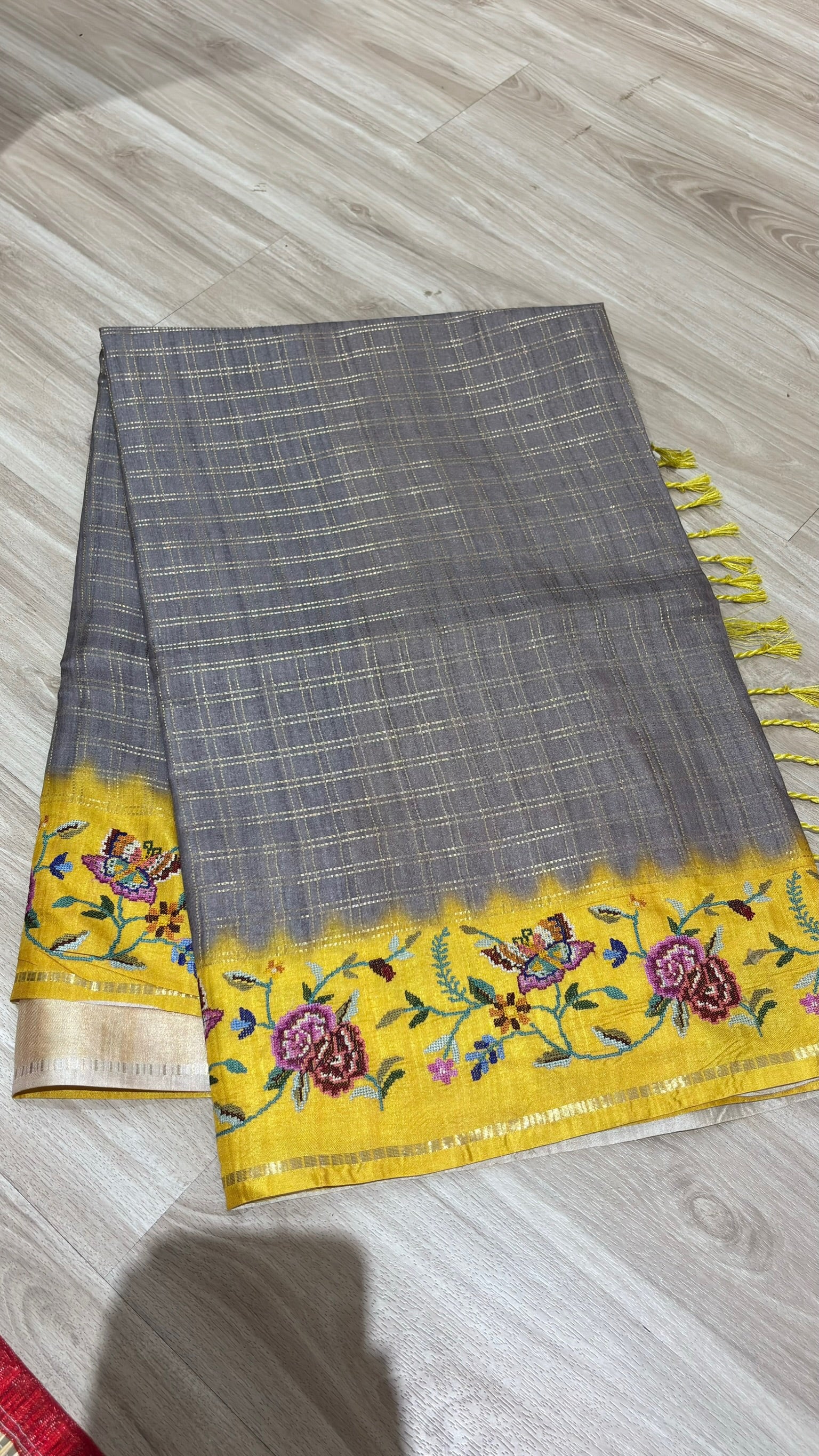 Tussar pettit work