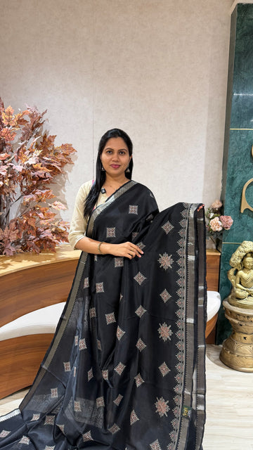 Mangalgiri Kutch work saree